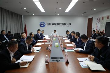 山东海河港口党总支（扩大）会议分别听取2024年度党支部书记全面从严治党述责述廉和抓基层党建工作述职